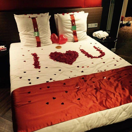 Rode Rozenblaadjes Bordeaux 144st van Folat koop je bij Partywinkel