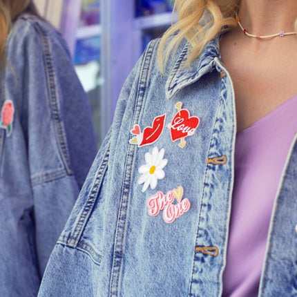 Strijk Embleem Love 4st van Partydeco koop je bij Partywinkel