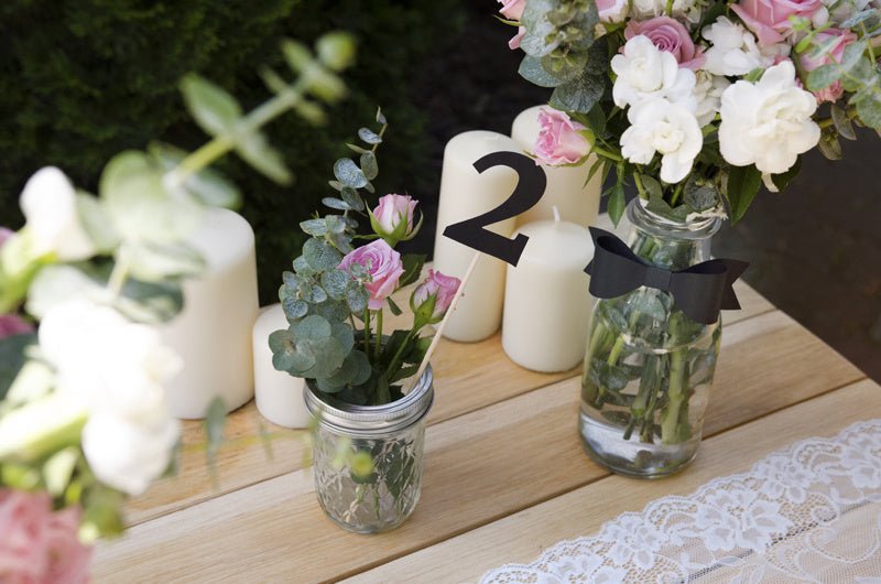 Taarttoppers Tafelnummers Zwart 26cm 11st van Partydeco koop je bij Partywinkel