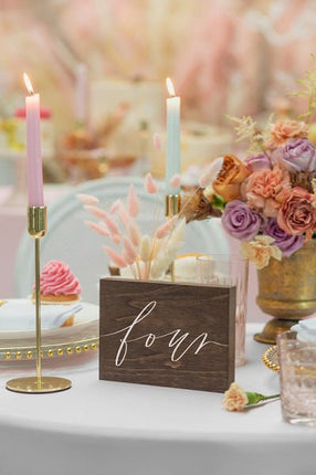 Tafelnummer Four 18cm van Partydeco koop je bij Partywinkel