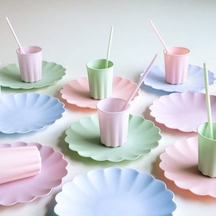 Turquoise Bekers Plastic 220ml 4st van Partydeco koop je bij Partywinkel