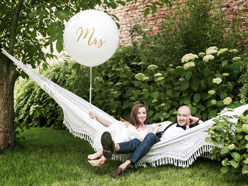 Witte Ballon Mrs Goud 1m van Partydeco koop je bij Partywinkel