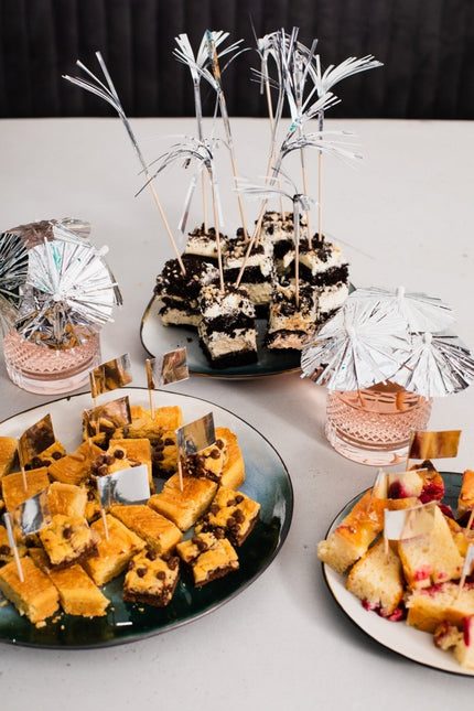 Zilveren Cocktailprikkers 50st van WeFiesta koop je bij Partywinkel