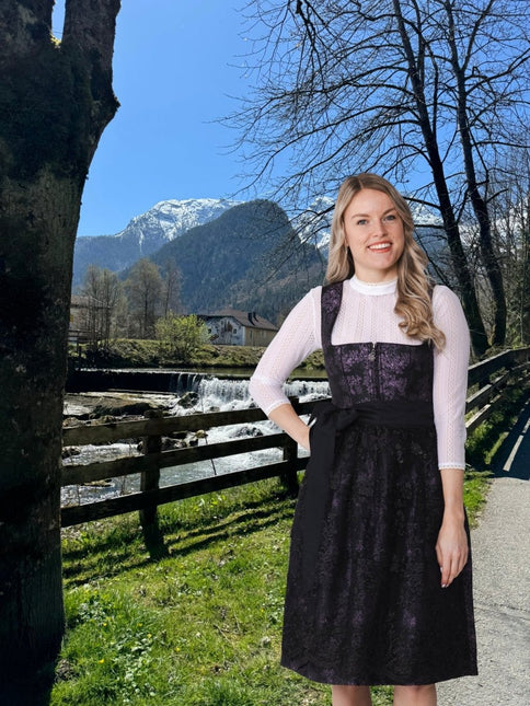 Zwarte Dirndl Jurk Oktoberfest Dames Kant van Haus Huberts koop je bij Partywinkel