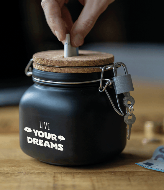 Zwarte Spaarpot Live Your Dreams 12,5cm van Paper Dreams koop je bij Partywinkel